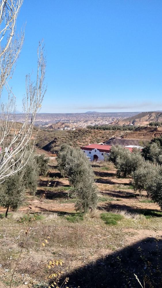 Hostal Rural Montual Los Banos  ภายนอก รูปภาพ