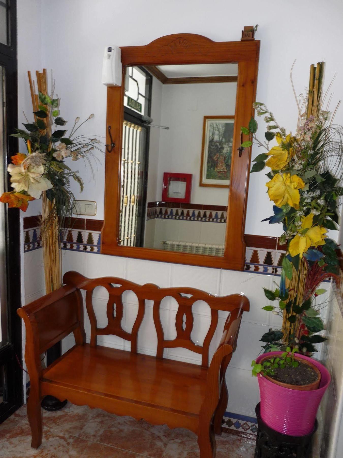 Hostal Rural Montual Los Banos  ภายนอก รูปภาพ