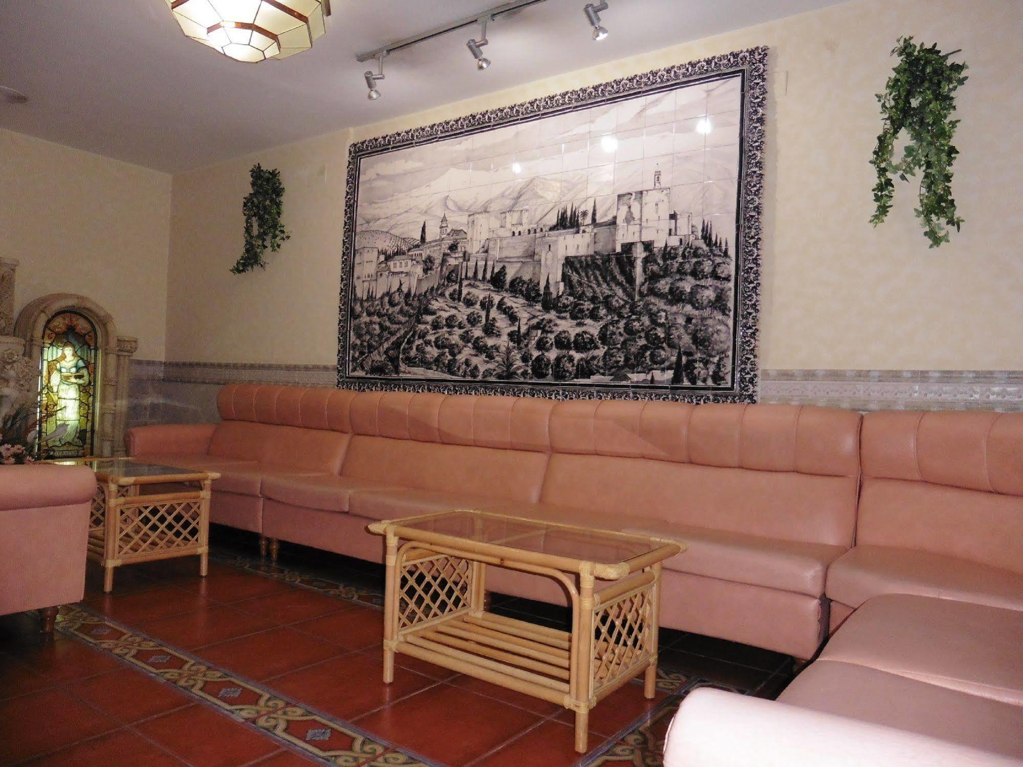 Hostal Rural Montual Los Banos  ภายนอก รูปภาพ